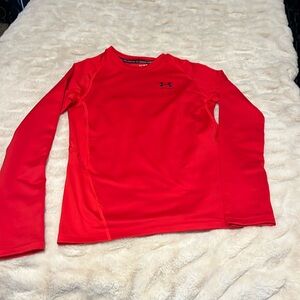 Like new! Under Armour Cold Gear Fitted. Red. Youth large. Rarely used.